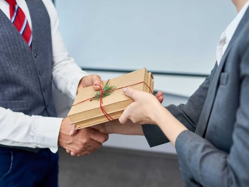 tặng quà Tết đồng nghiệp