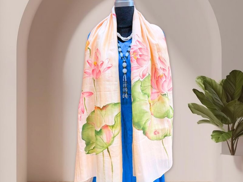 Khăn lụa Hà Đông